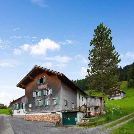 Vintage Holiday Home In Vorarlberg Near Ski Area Schwarzenberg Exterior photo