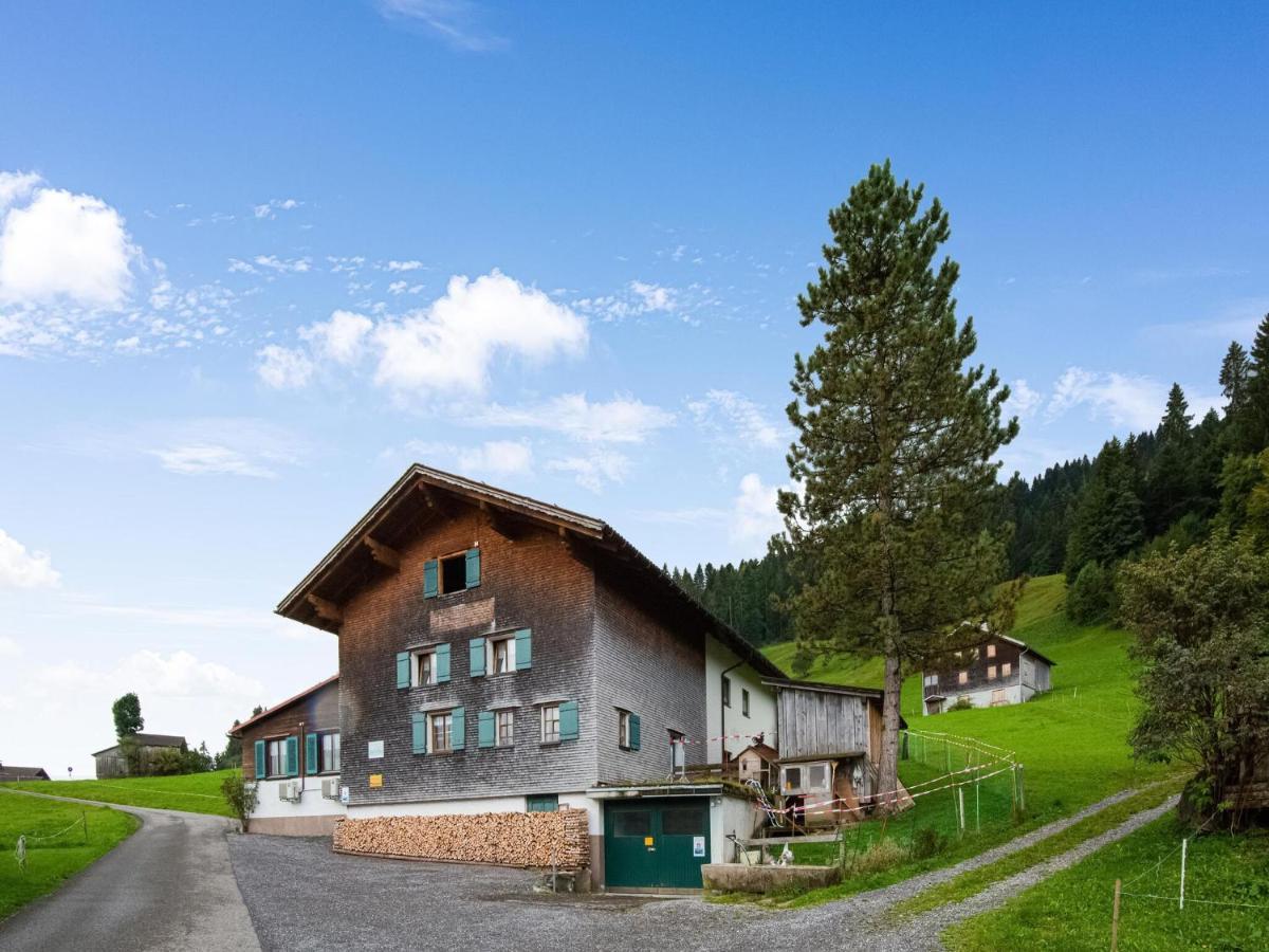 Vintage Holiday Home In Vorarlberg Near Ski Area Schwarzenberg Exterior photo