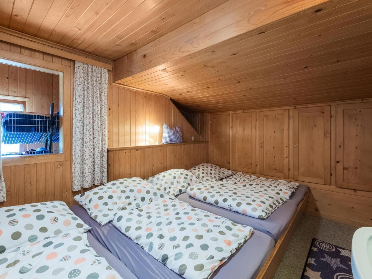 Vintage Holiday Home In Vorarlberg Near Ski Area Schwarzenberg Exterior photo